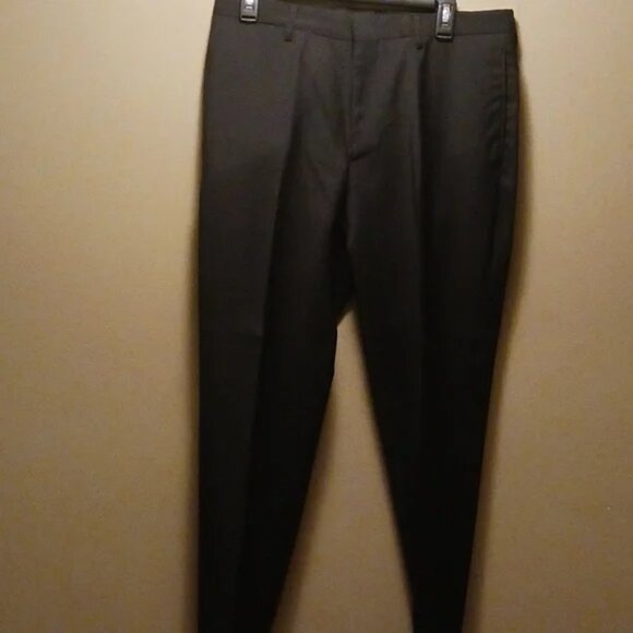 Burberry Black Fitted Wool Suit - Picture 5 of 10